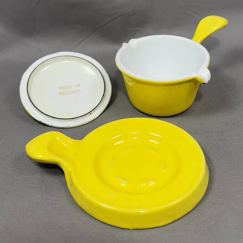 Vtg Descoware Butter Warmer Enamel Cast Iron Yellow Covered Dish Trivet Belgium